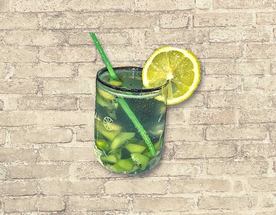 Ingwer Hugo mit Früchten